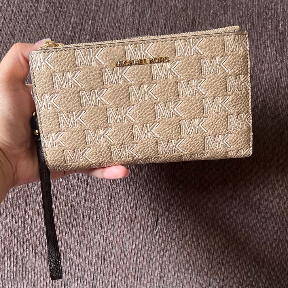 MICHAEL KORS Signature Logo Camel Tan Jet Set Double Zip Wristlet Wallet NWT